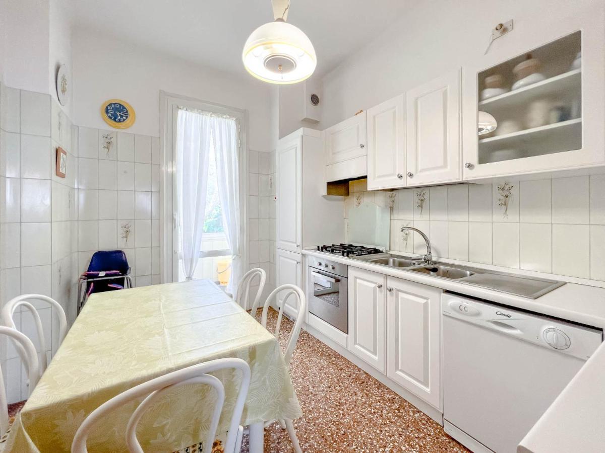 Grande Appartamento Vista Mare Varazze Exterior foto